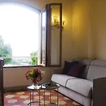 House With A View In Tuscany *