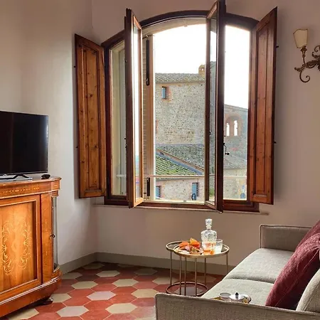 House With A View In Tuscany *