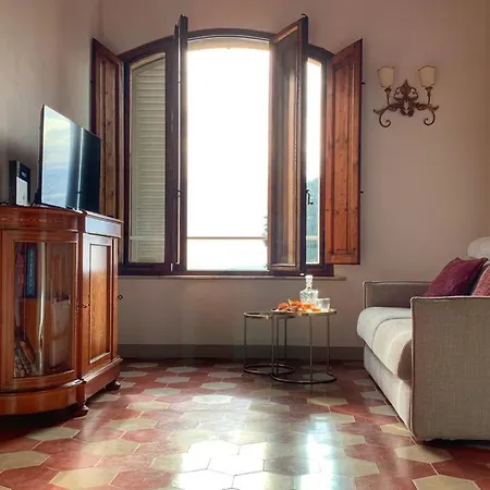 Сasa de vacaciones House With A View In Tuscany San Gusme
